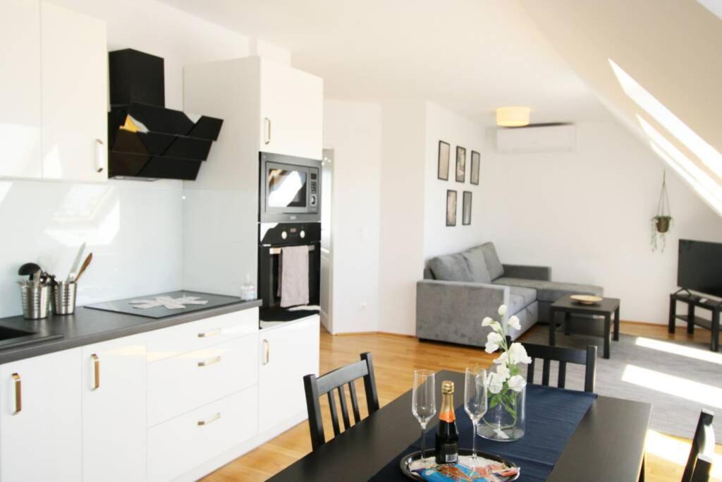 Penthouse With Amazing Terrace L Lf42 Apartment Wien Ngoại thất bức ảnh